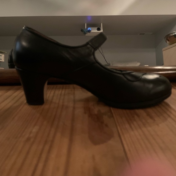 size 9.5 dance shoes - Picture 2 of 4